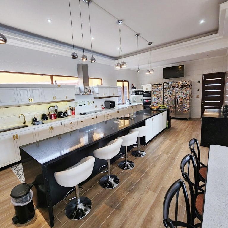 imagen de whatsapp 2025 10 29 a las 18.53.59 414f7db6